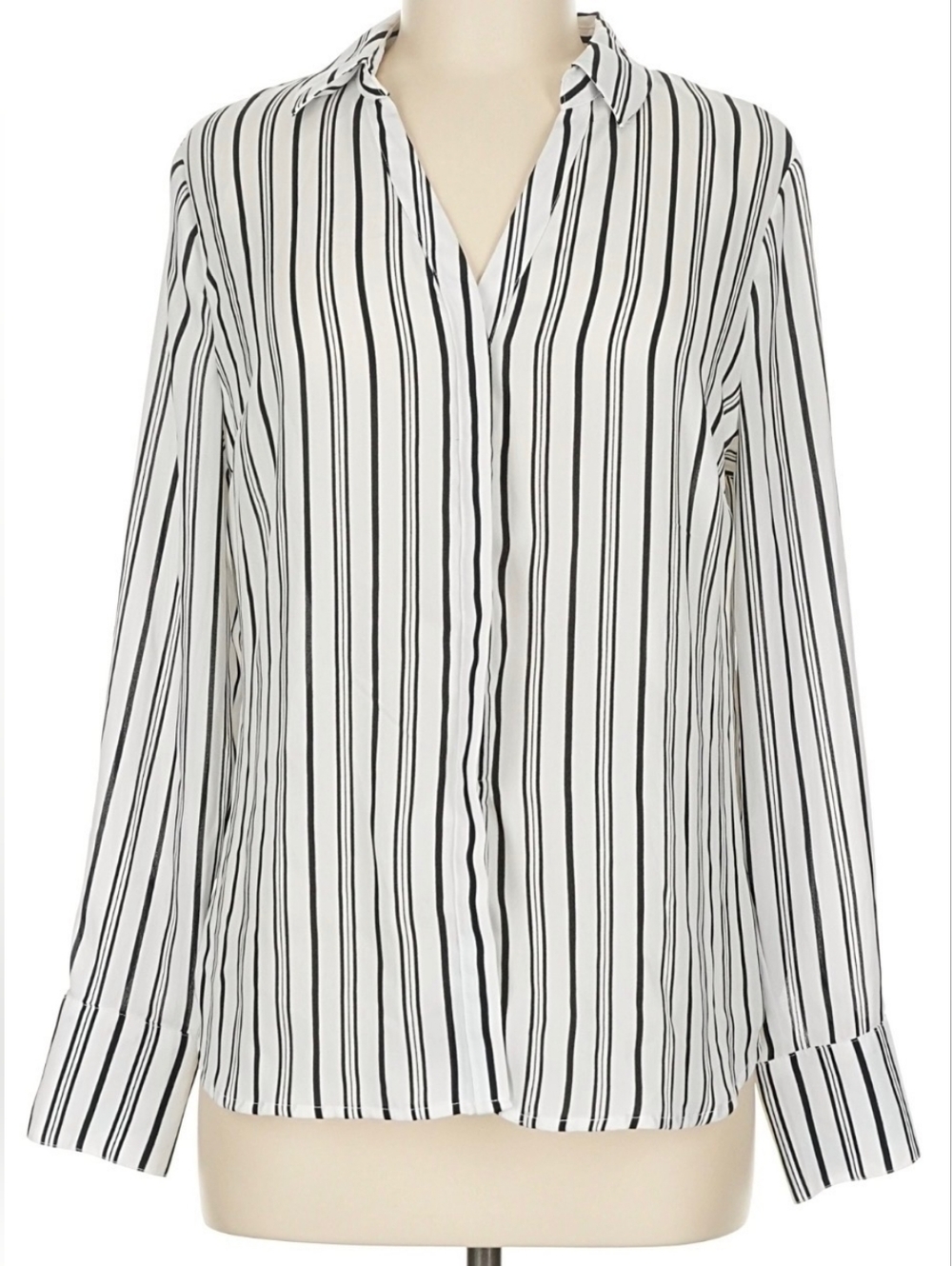 Chic Worthington White/Black Striped Button-Down Long Sleeve Shirt/Blouse, XL! 🍁
